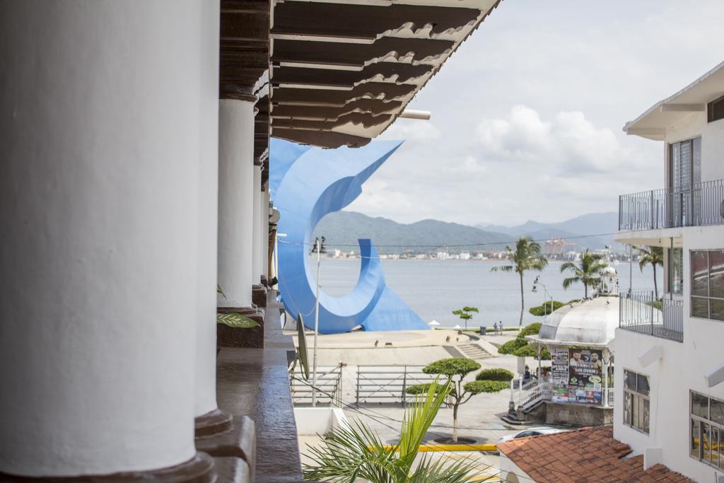 Hotel Colonial Manzanillo Exterior foto